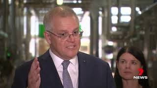 Melbourne restaurants turning to robot waiters as they face a staff crisis 7NEWS