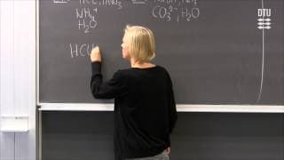 Kemi: Syrer og baser